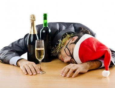 Hangover: Μία είναι η θεραπεία για τον πονοκέφαλο από το μεθύσι